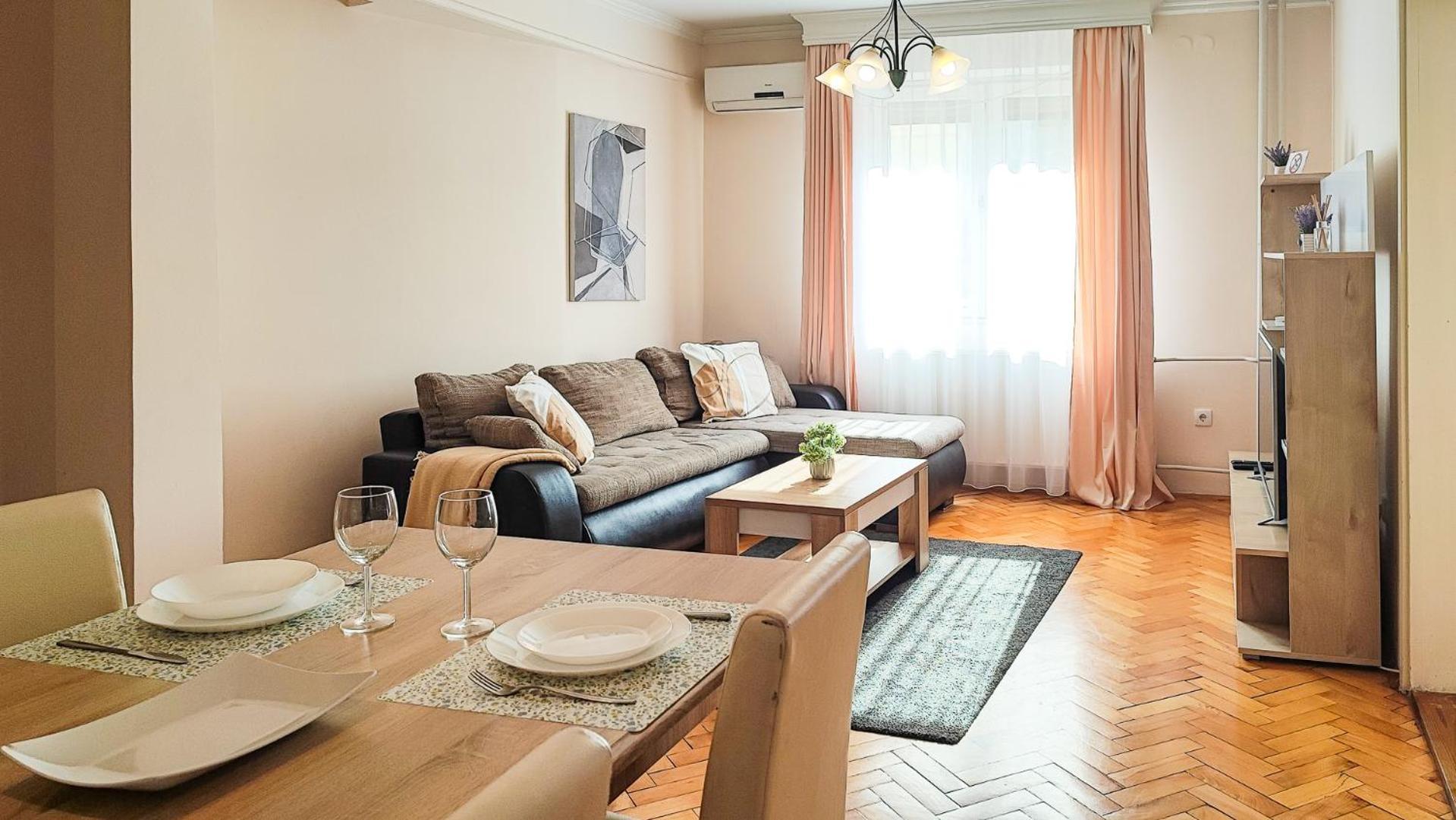 Filin Home Jaksica Novi Sad Bagian luar foto