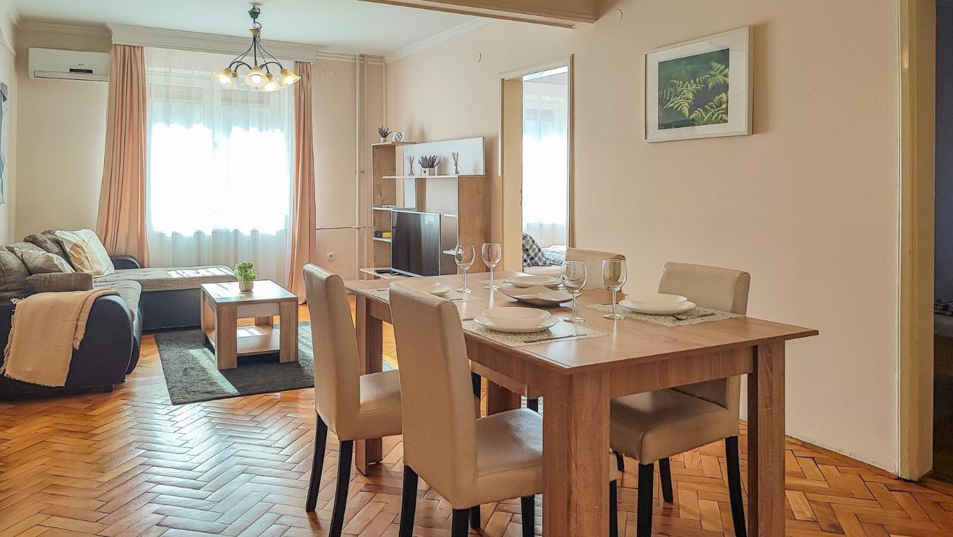Filin Home Jaksica Novi Sad Bagian luar foto